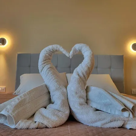 Apartahotel Paradise Hotel&bar 4*