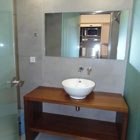 Paradise & Bar Plánosz