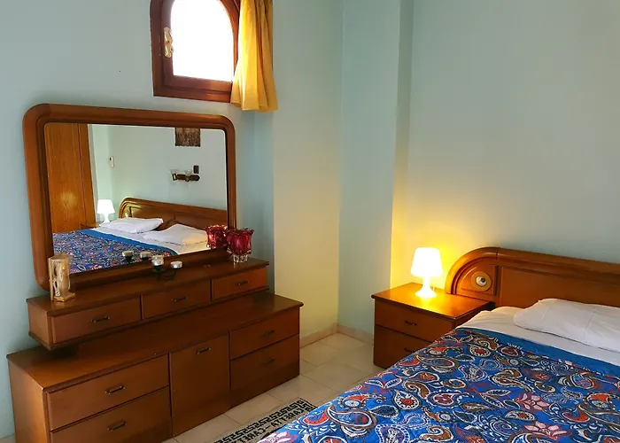 Apartahotel Paradise Hotel&bar 4*